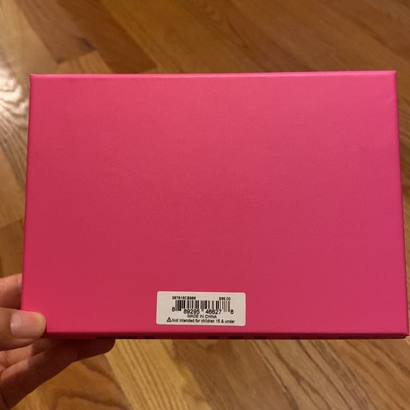 Betsey Johnson gummy bear bracelet and necklace box gift set - Picture 2 of 5